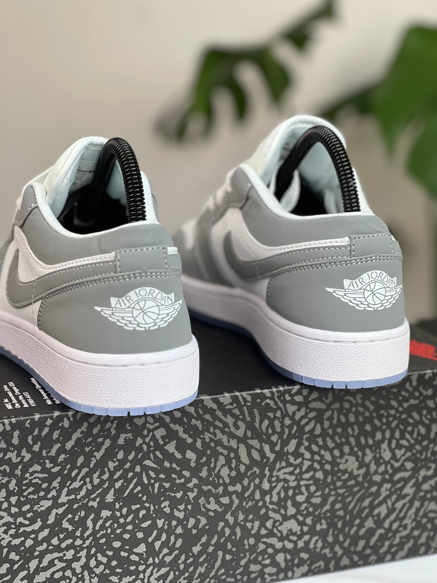 Air Jordan 1 White Wolf Grey