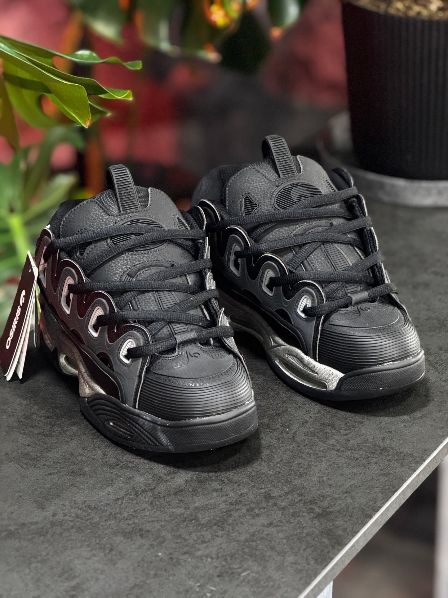 OSIRIS D3 - Negro, Plateado