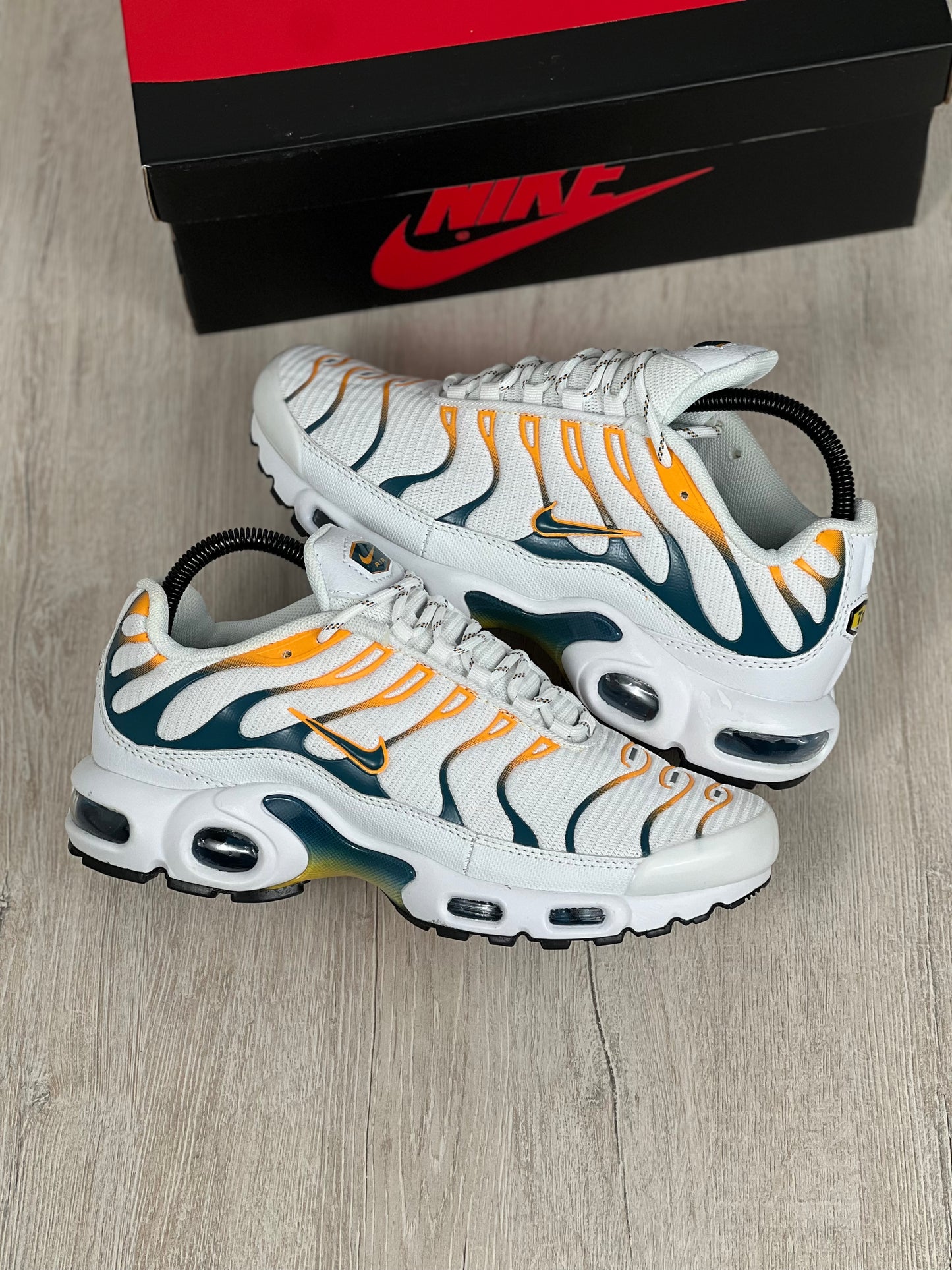 Nike Air Max Plus TN “White Kumquat Marina”