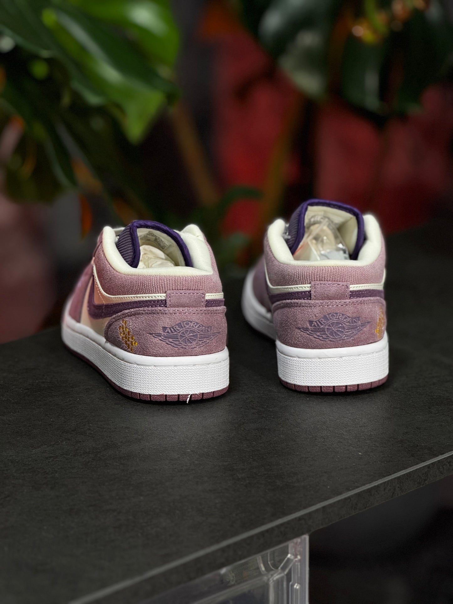 Air Jordan 1 Low "Unity" - Morado, Blanco