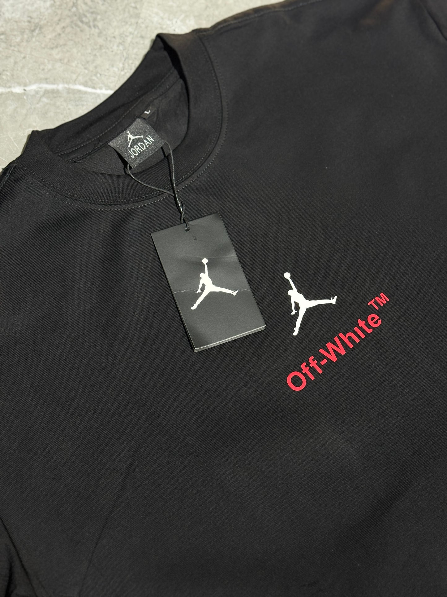 Camiseta Air Jordan x Off White
