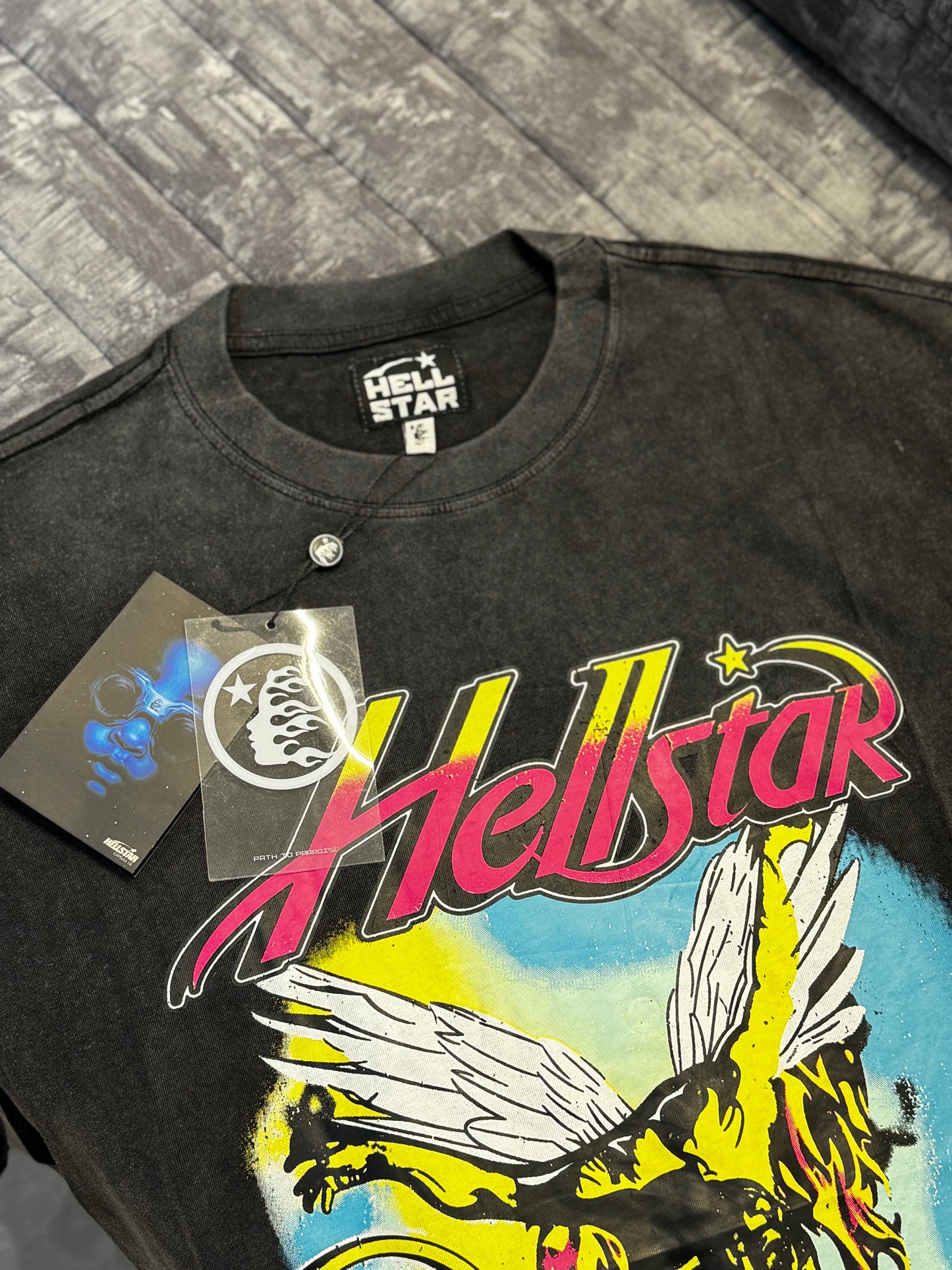 Camiseta Hellstar