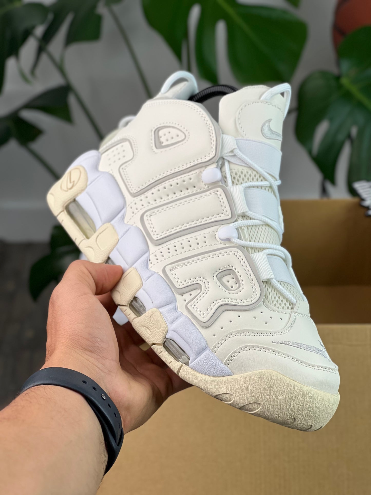 Nike Air More Uptempo - Beige