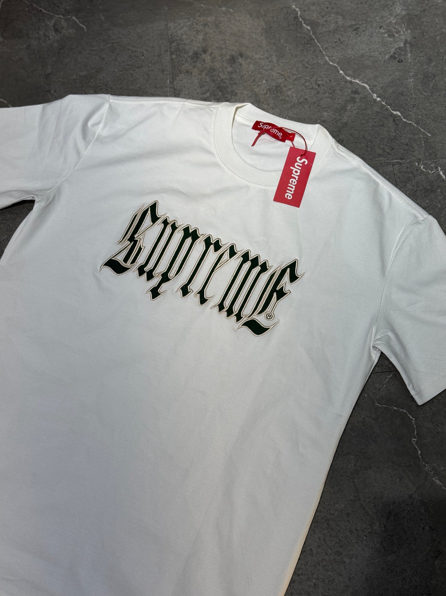 Camiseta Supreme