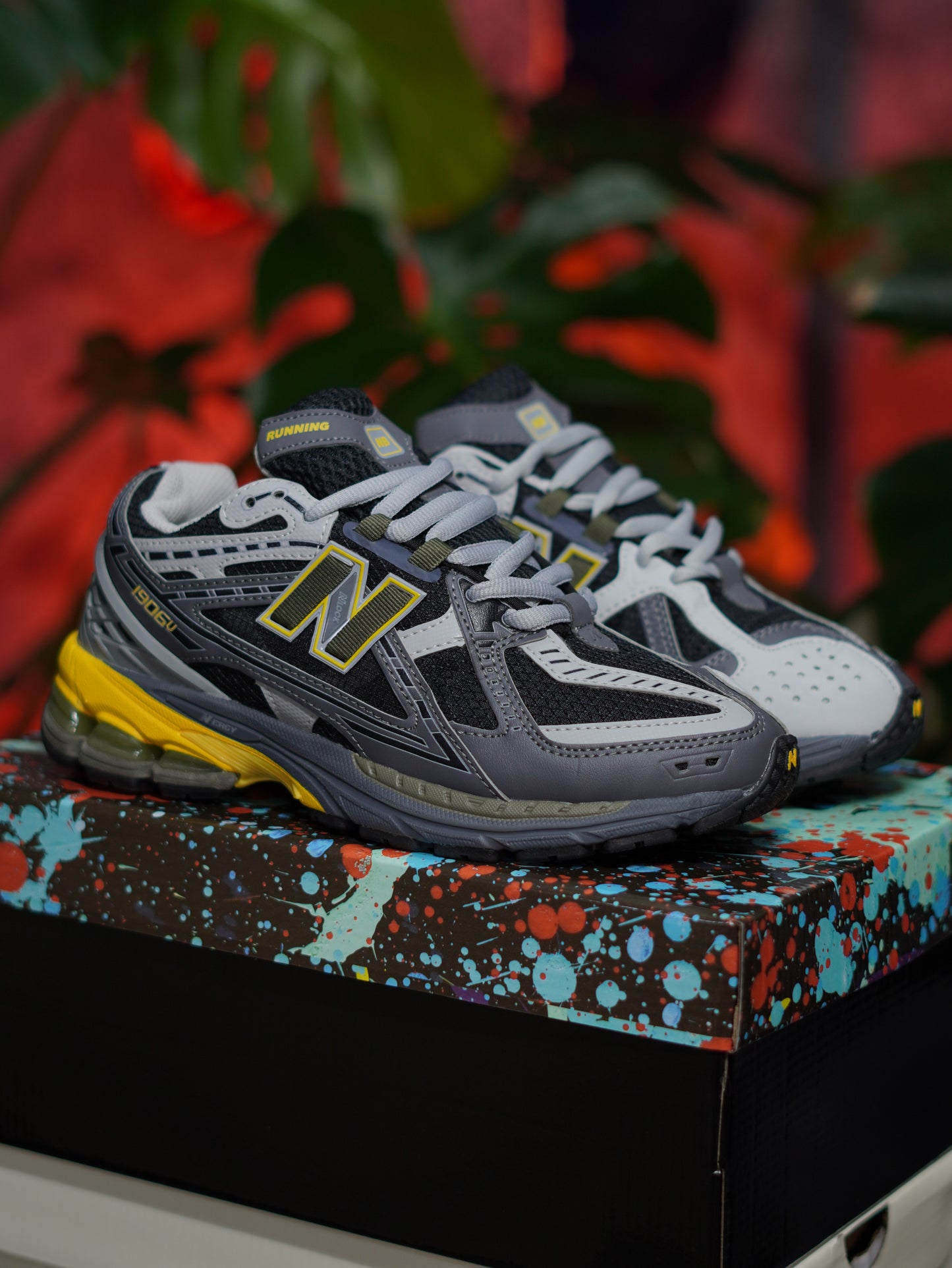 New Balance 1906u - Gris, Amarillo