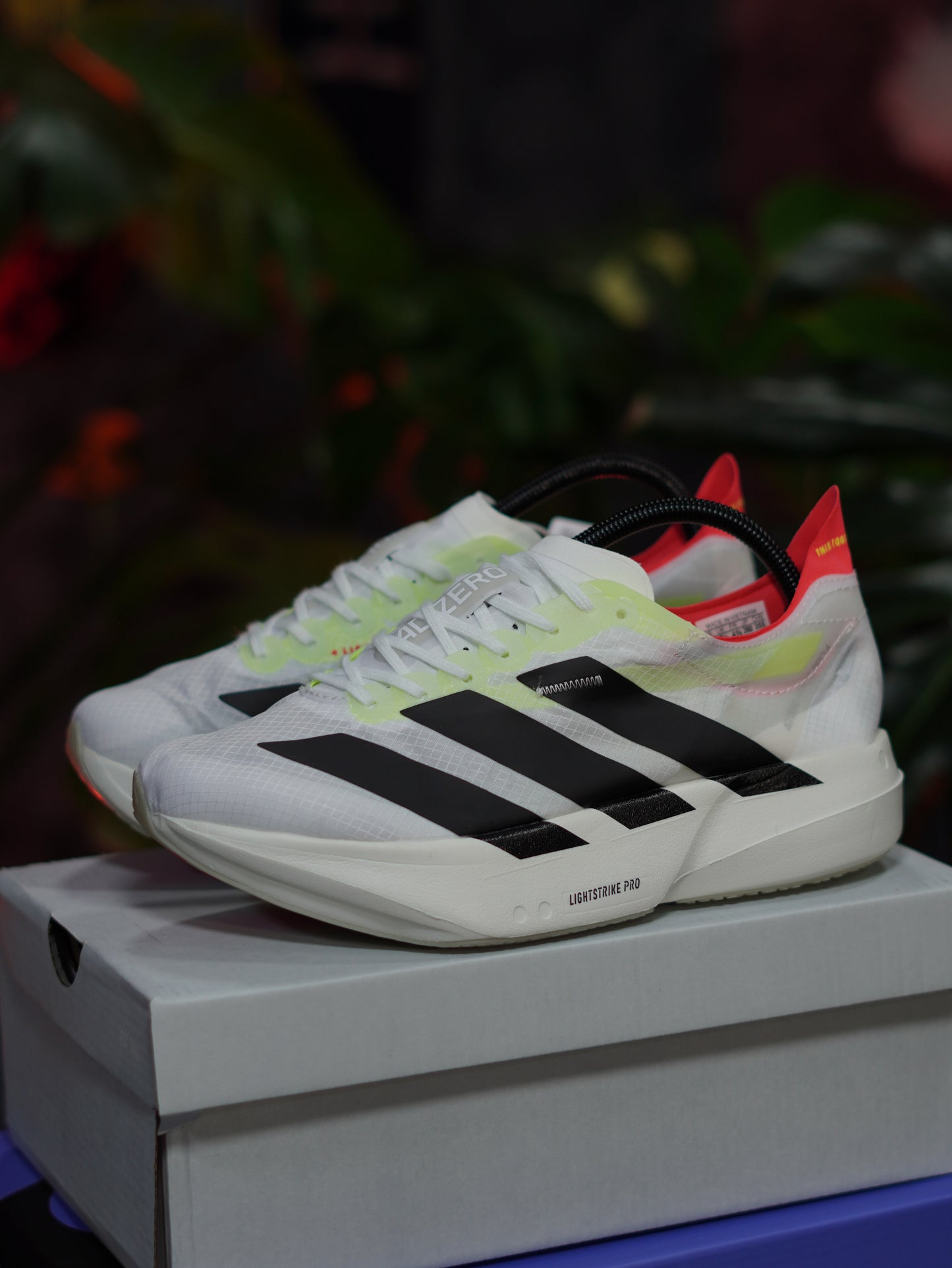 Adidas Adizero Adios Pro 4 - Blanco, Negro, Naranja