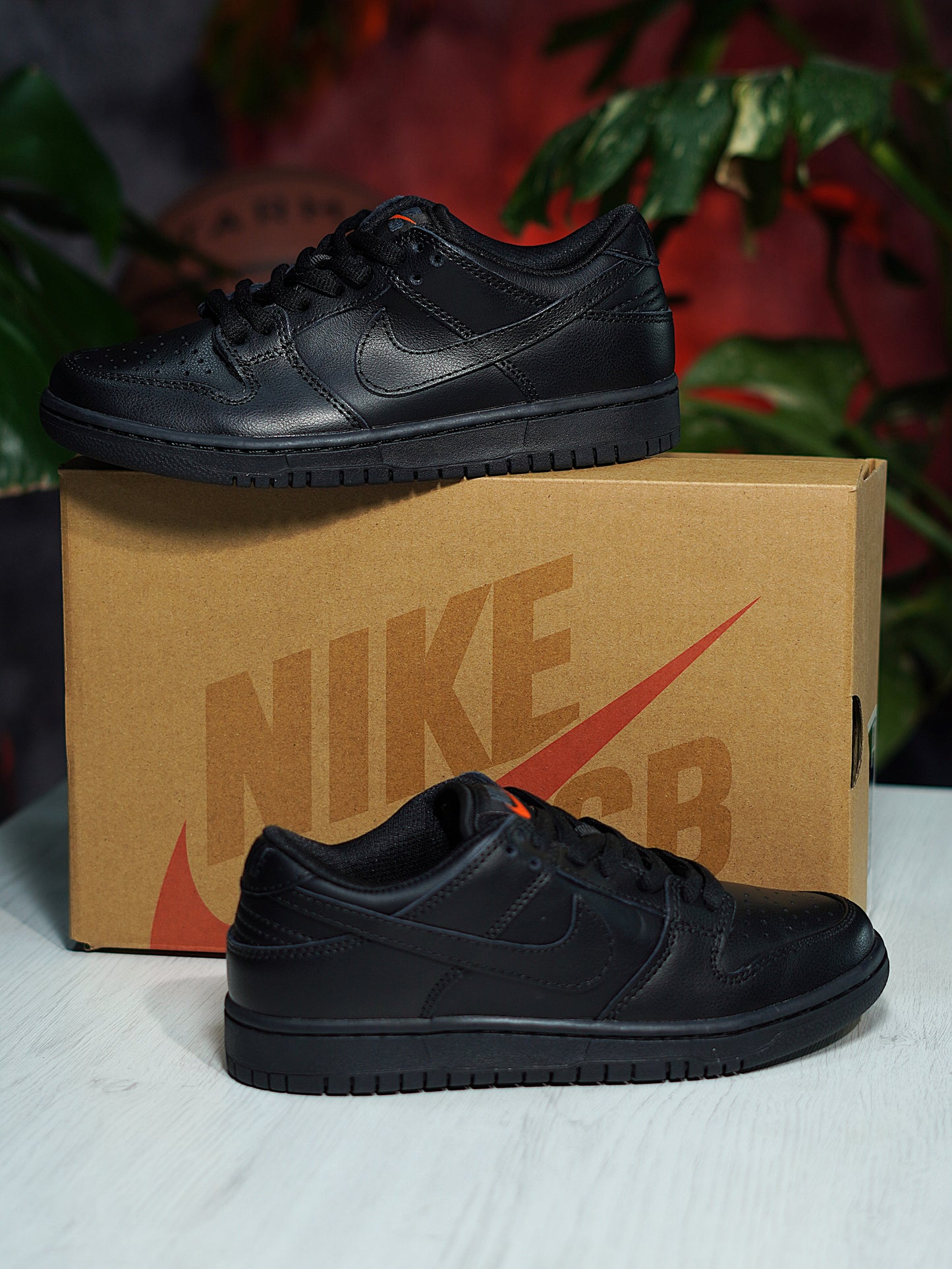 Nike SB Dunk Triple Black
