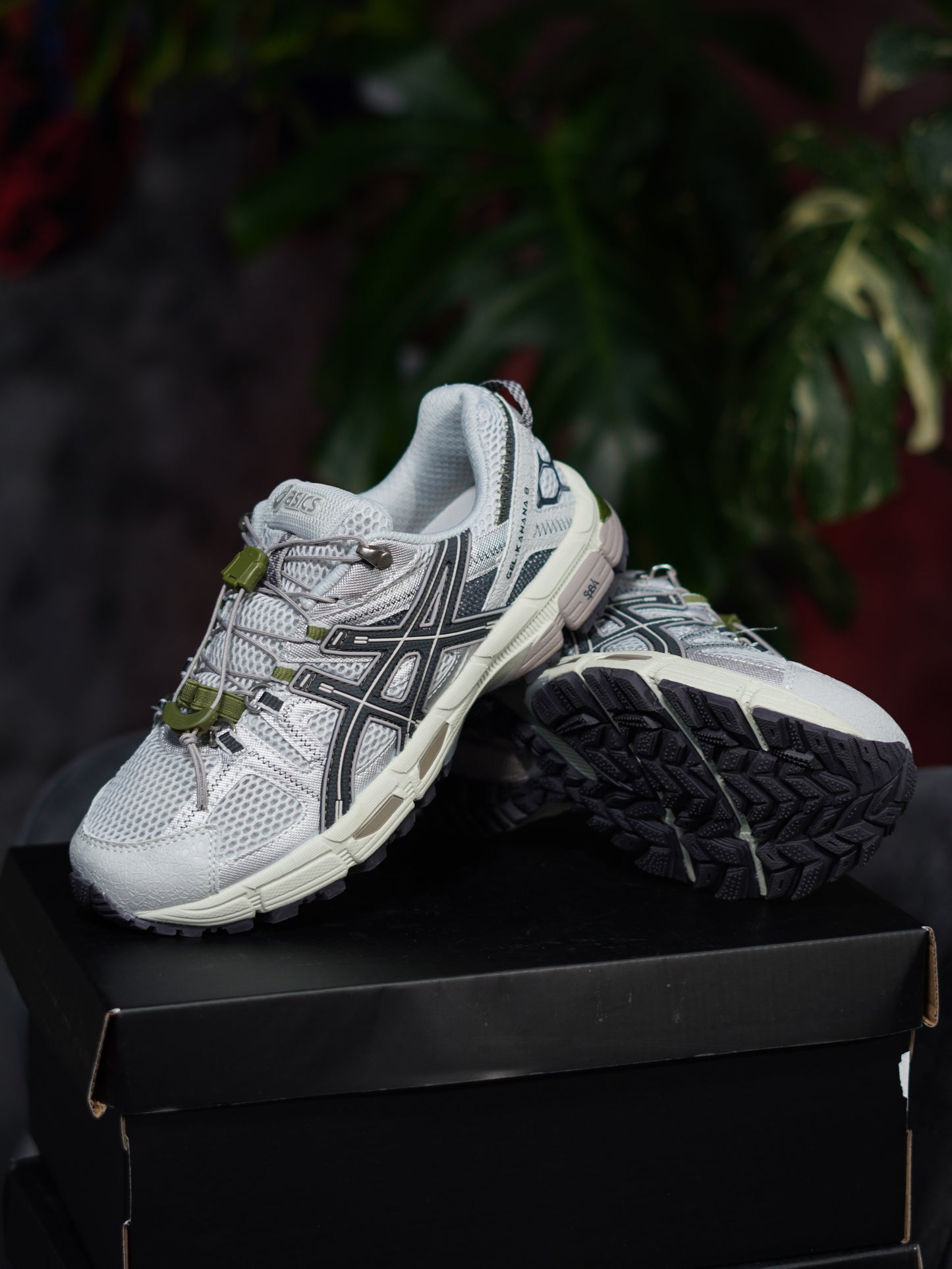 ASICS Gel-Kahana 8 Sneakers 'Grey Black'