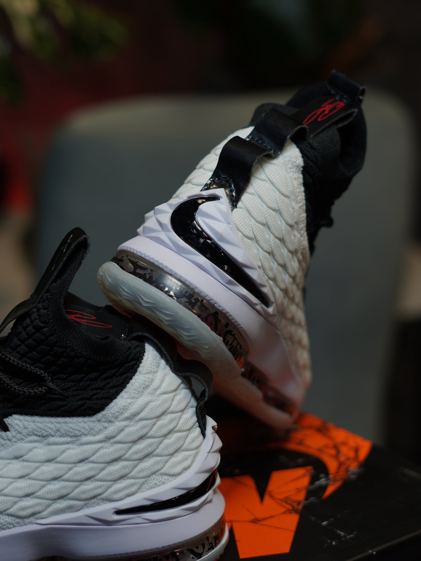 Nike LeBron 15 “Graffiti”
