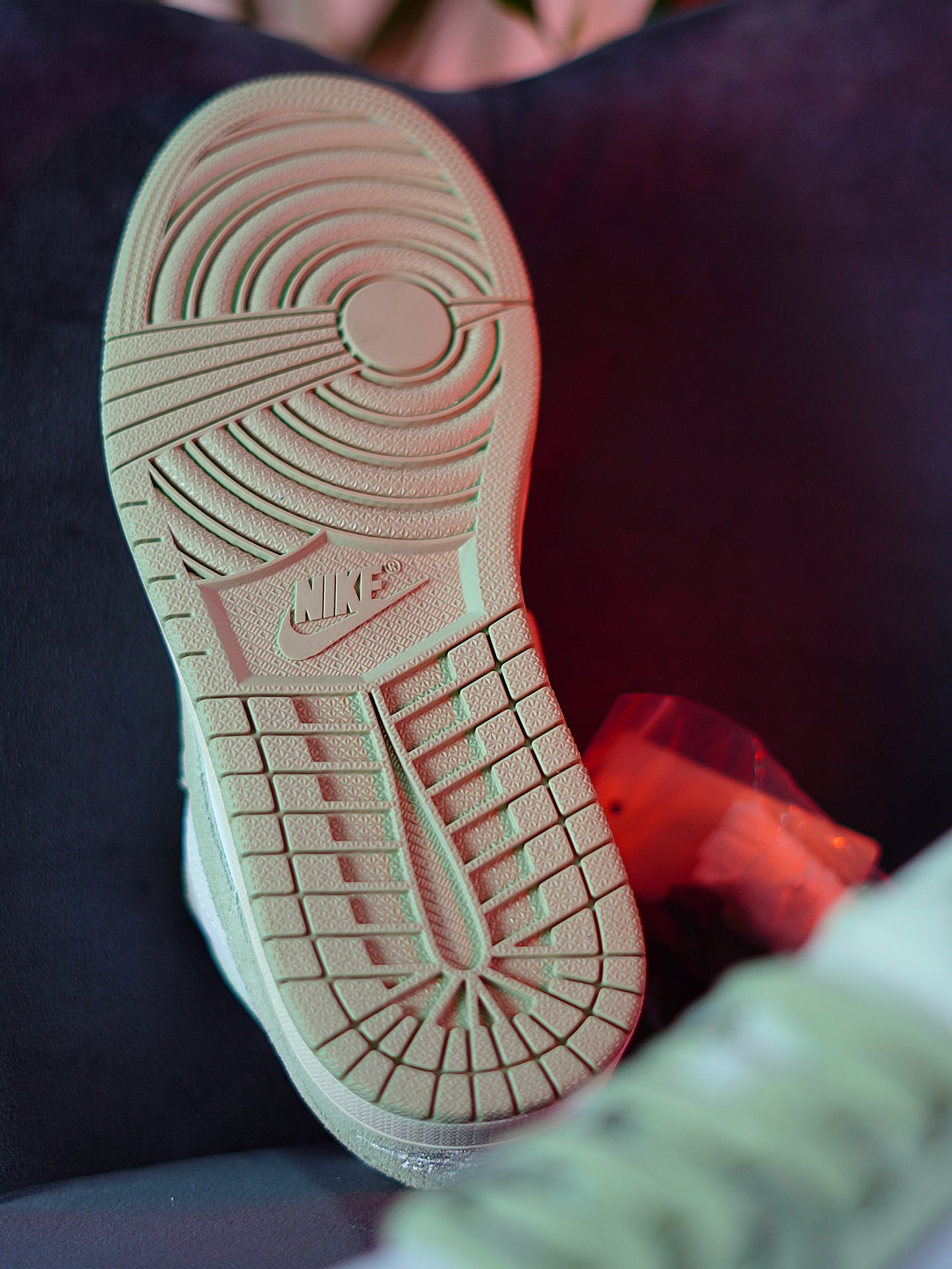 Air Jordan 1 Low SE "Light Green"