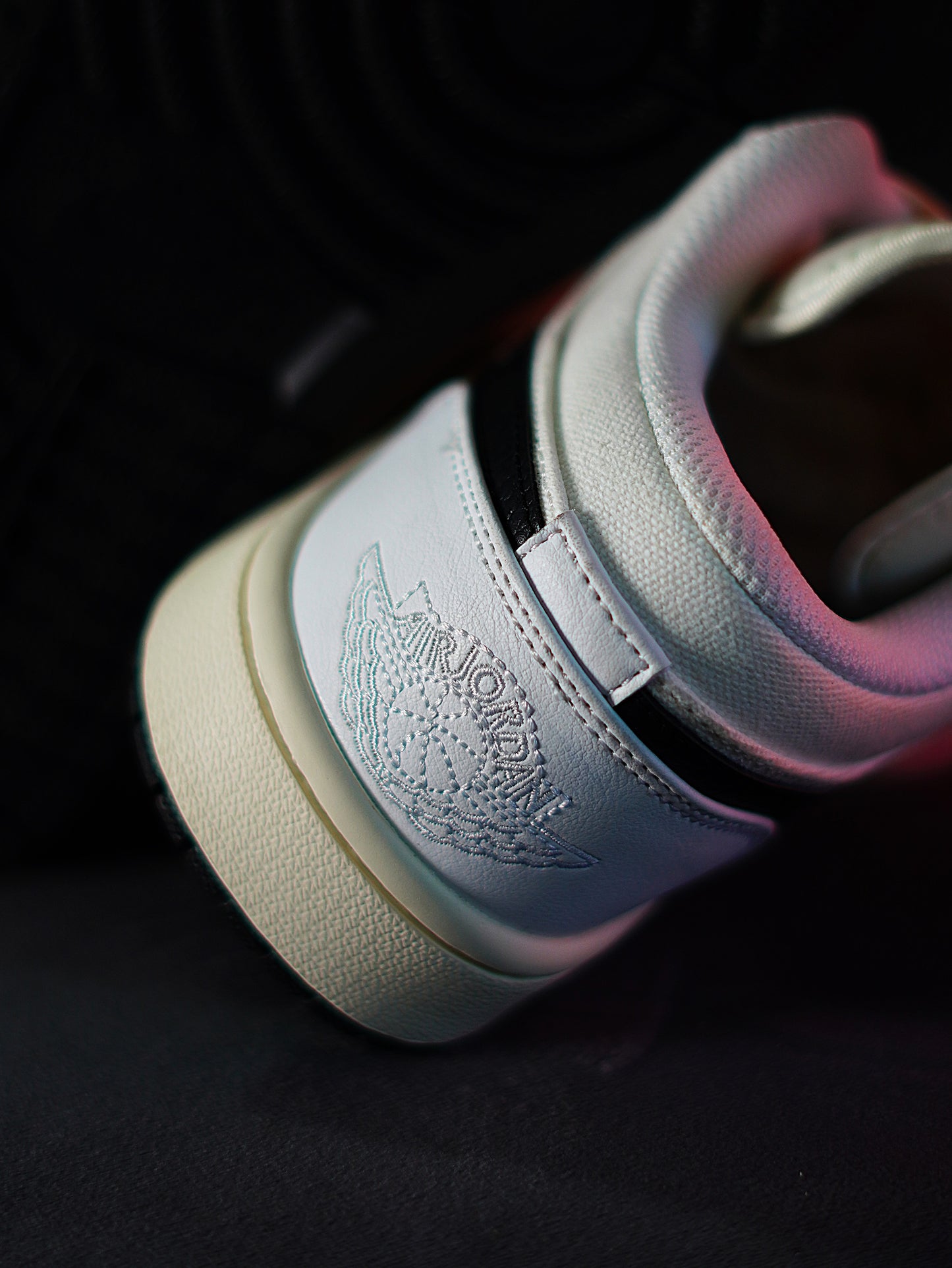 Air Jordan 1 Low - White Obsidian