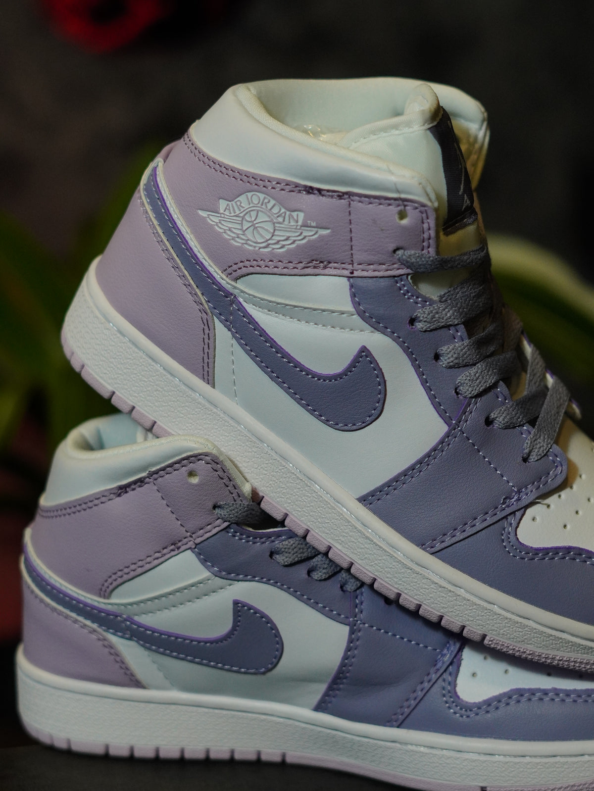Air Jordan 1 Mid "Indigo Haze