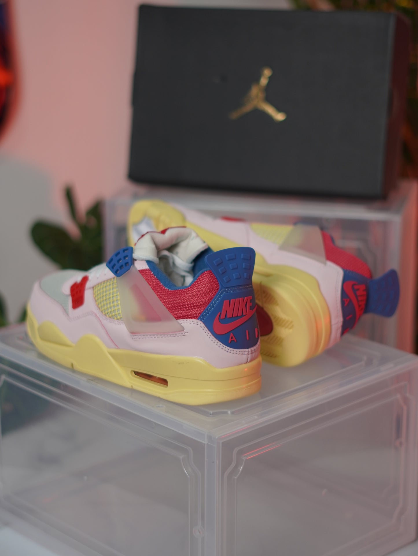 Air Jordan Retro 4 Union - Guava Ice