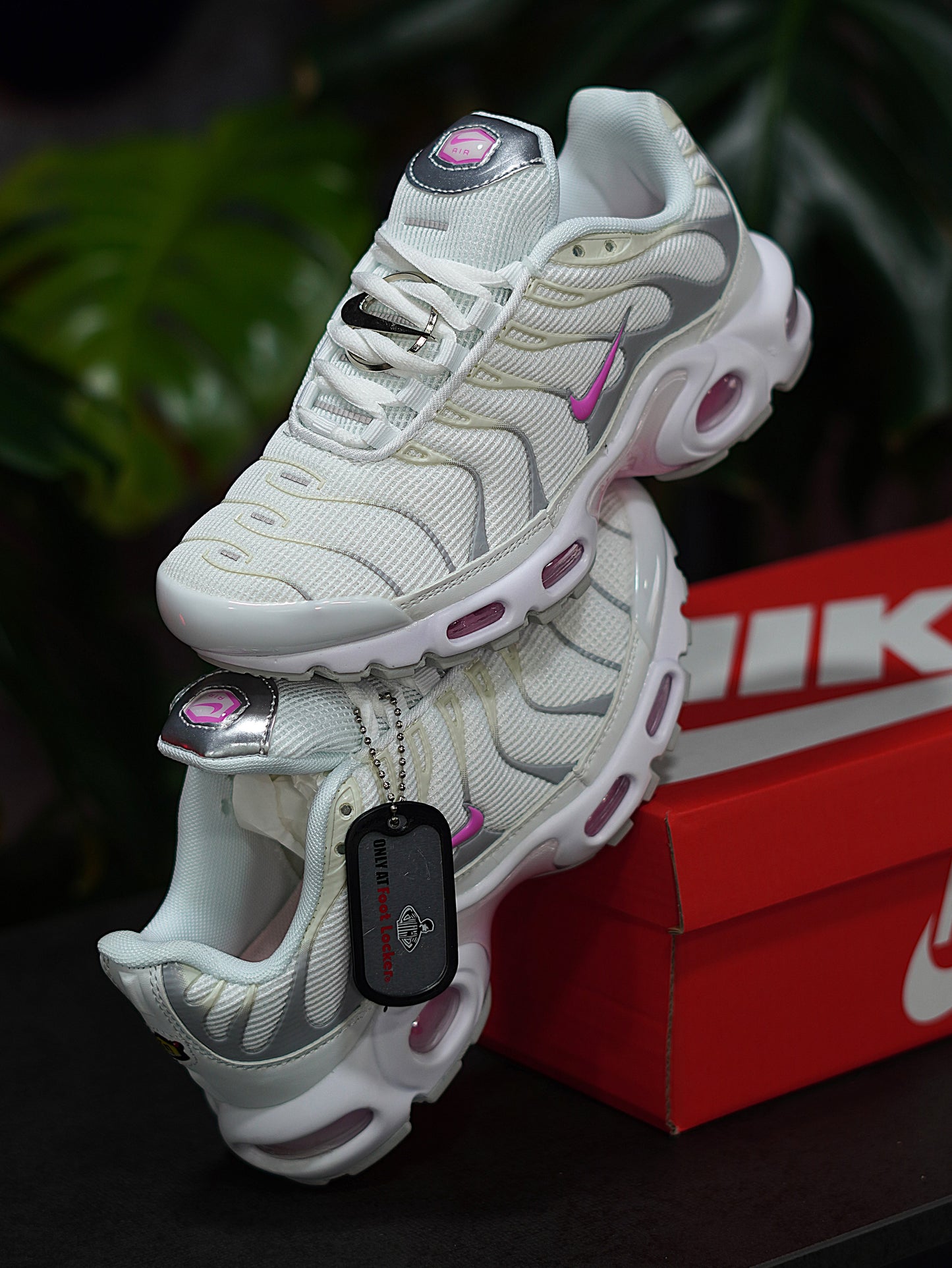 Air Max TN Summit - Blanco, Rosado