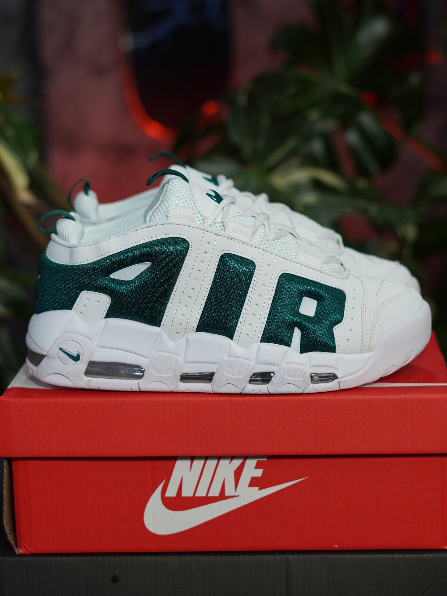 Nike Air More Uptempo - Blanco, Verde