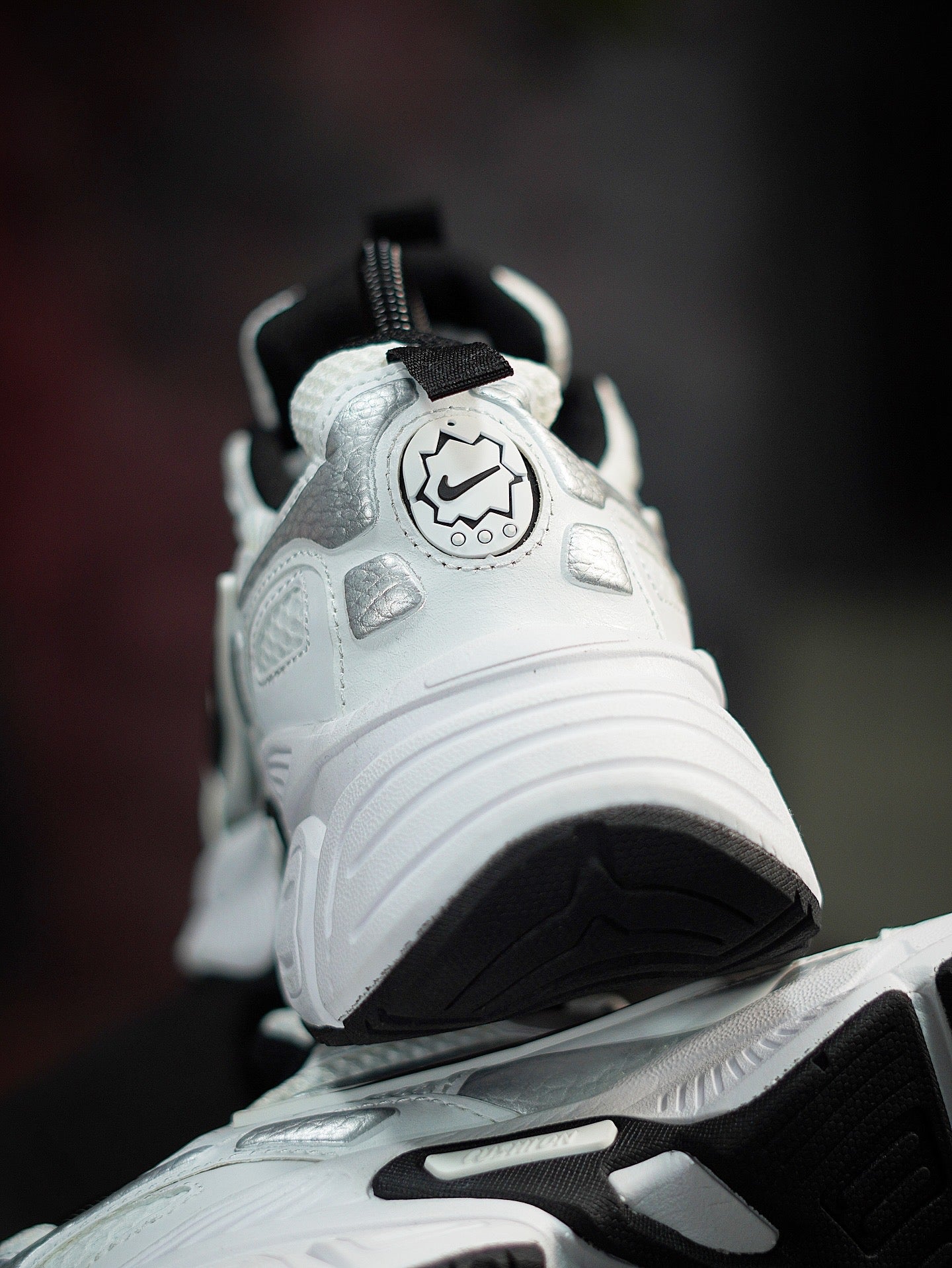 Nike V5K Run - Blanca, Negra