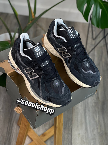 New Balance 1906