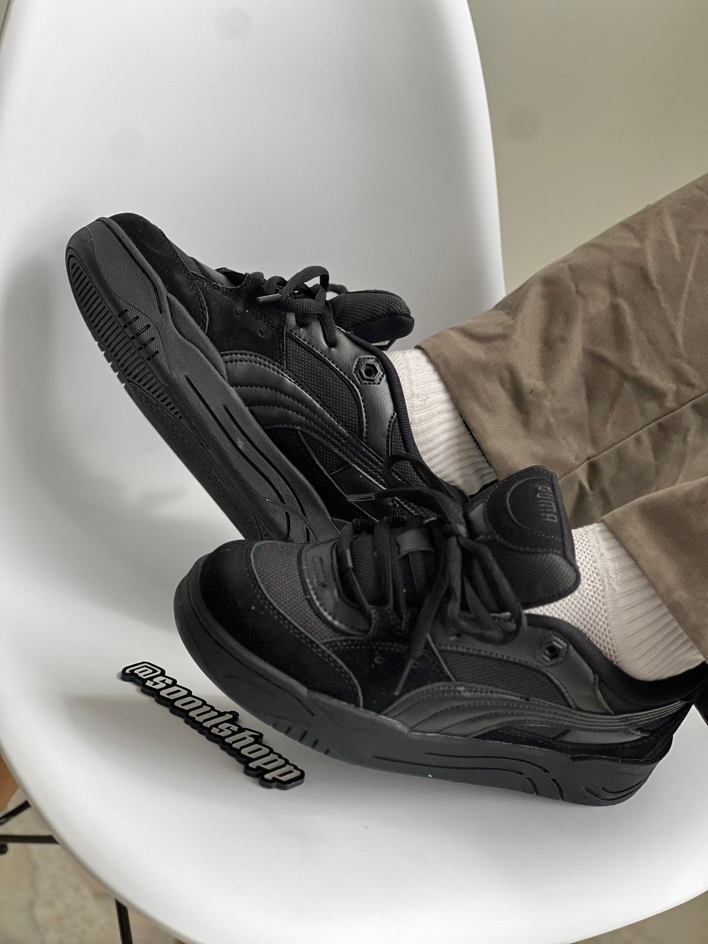 Puma 180 “Black”