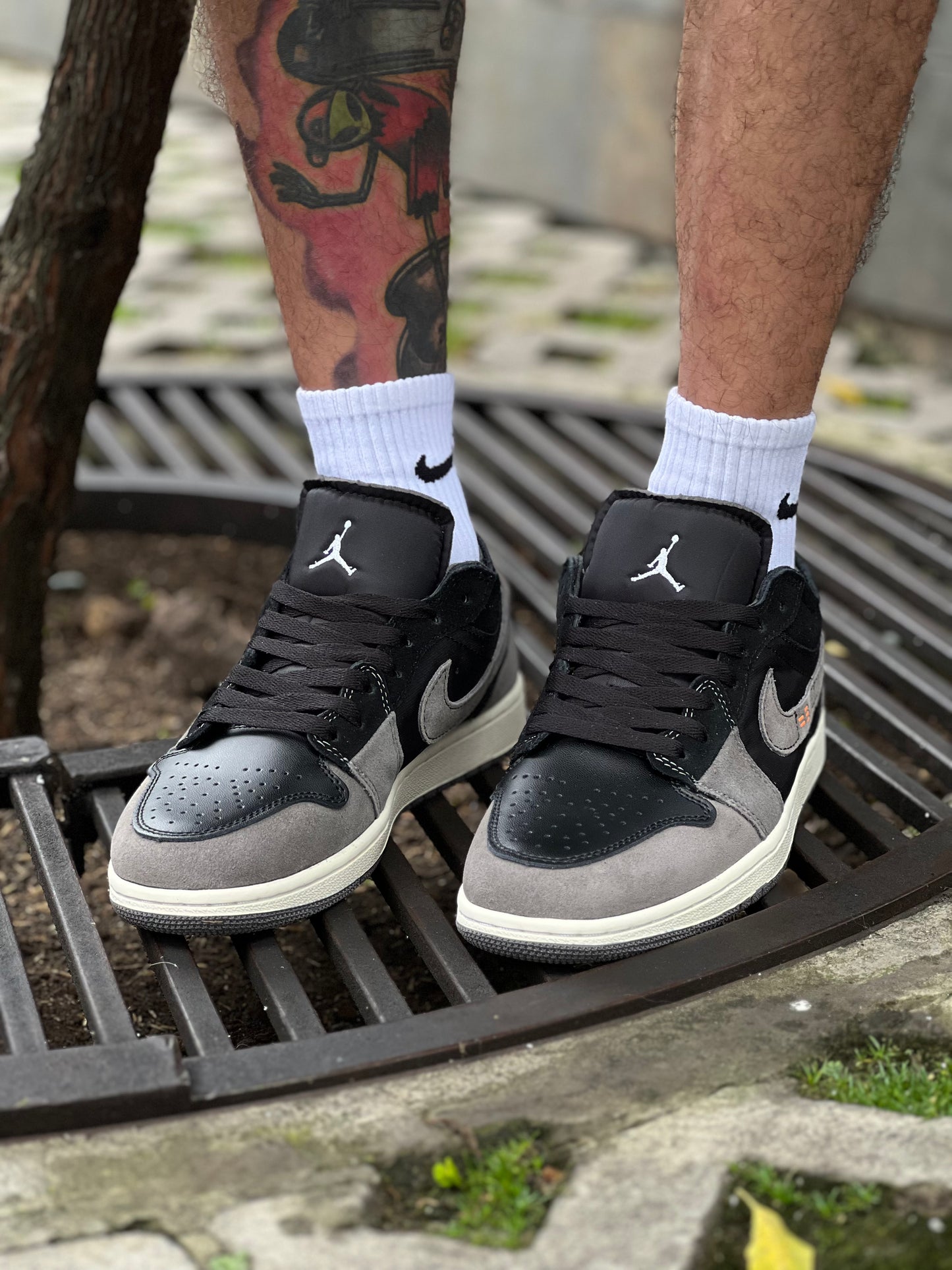 Air Jordan 1 Craft Inside Out Black