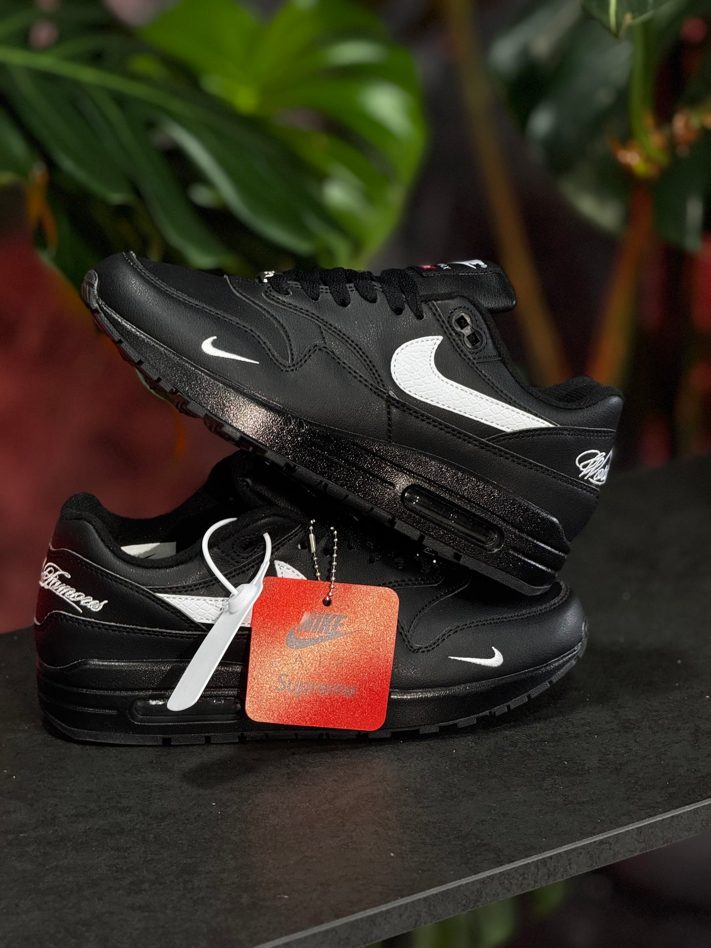 Nike Air Max 1 '87 x Supreme - Negro, Blanco
