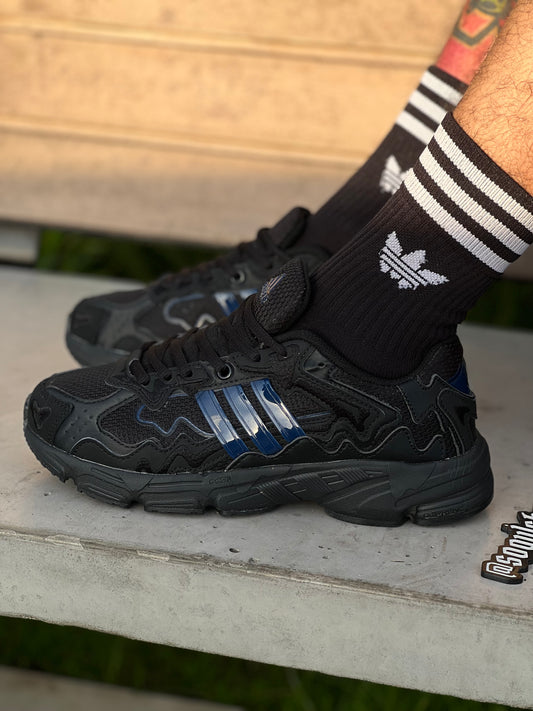 Adidas x Bad bunny response black