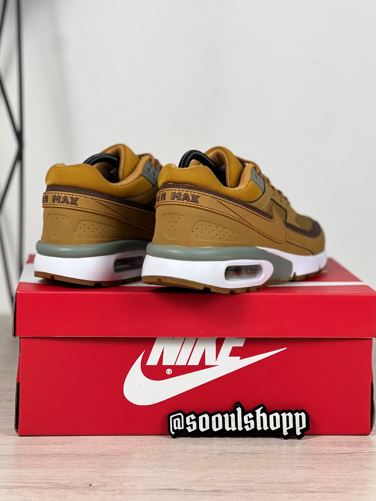 Nike Air Max BW Brown