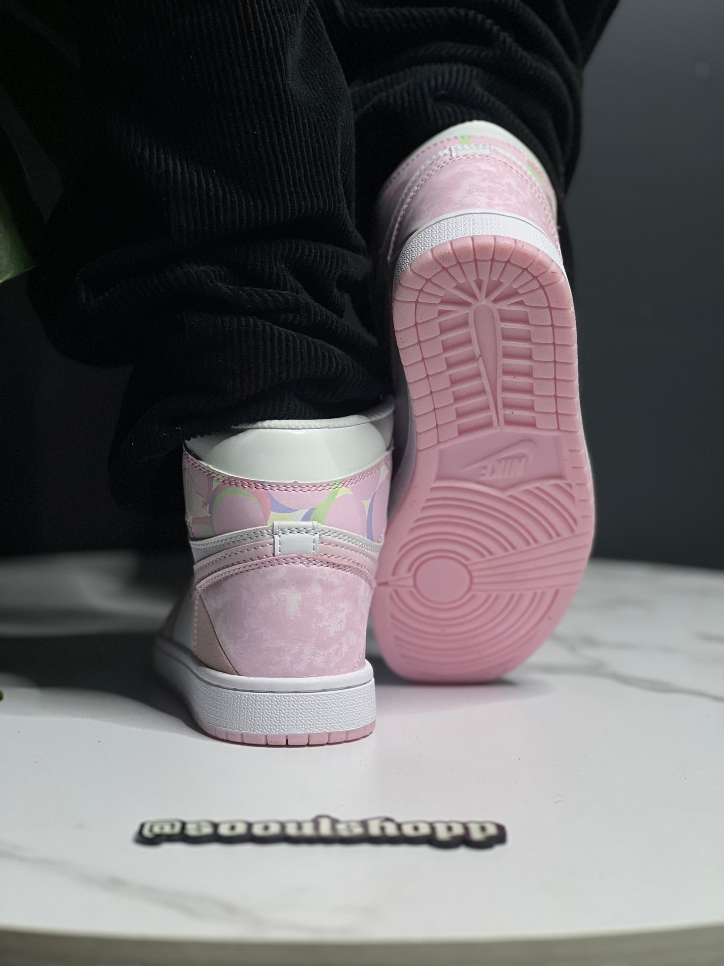 Jordan Retro 1 / Pink bubble