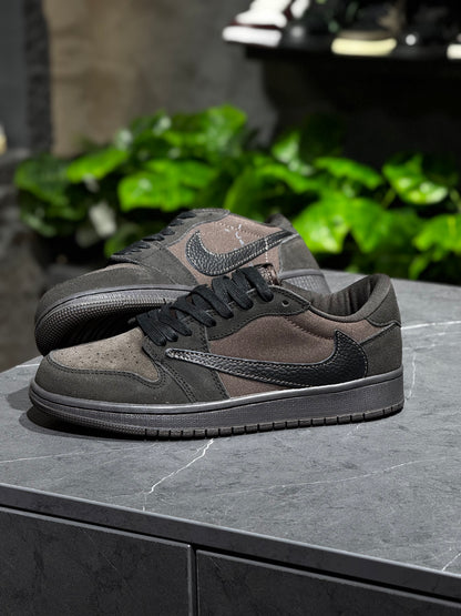 Air Jordan 1 Low OG Velvet Brown de JORDAN x Travis Scott