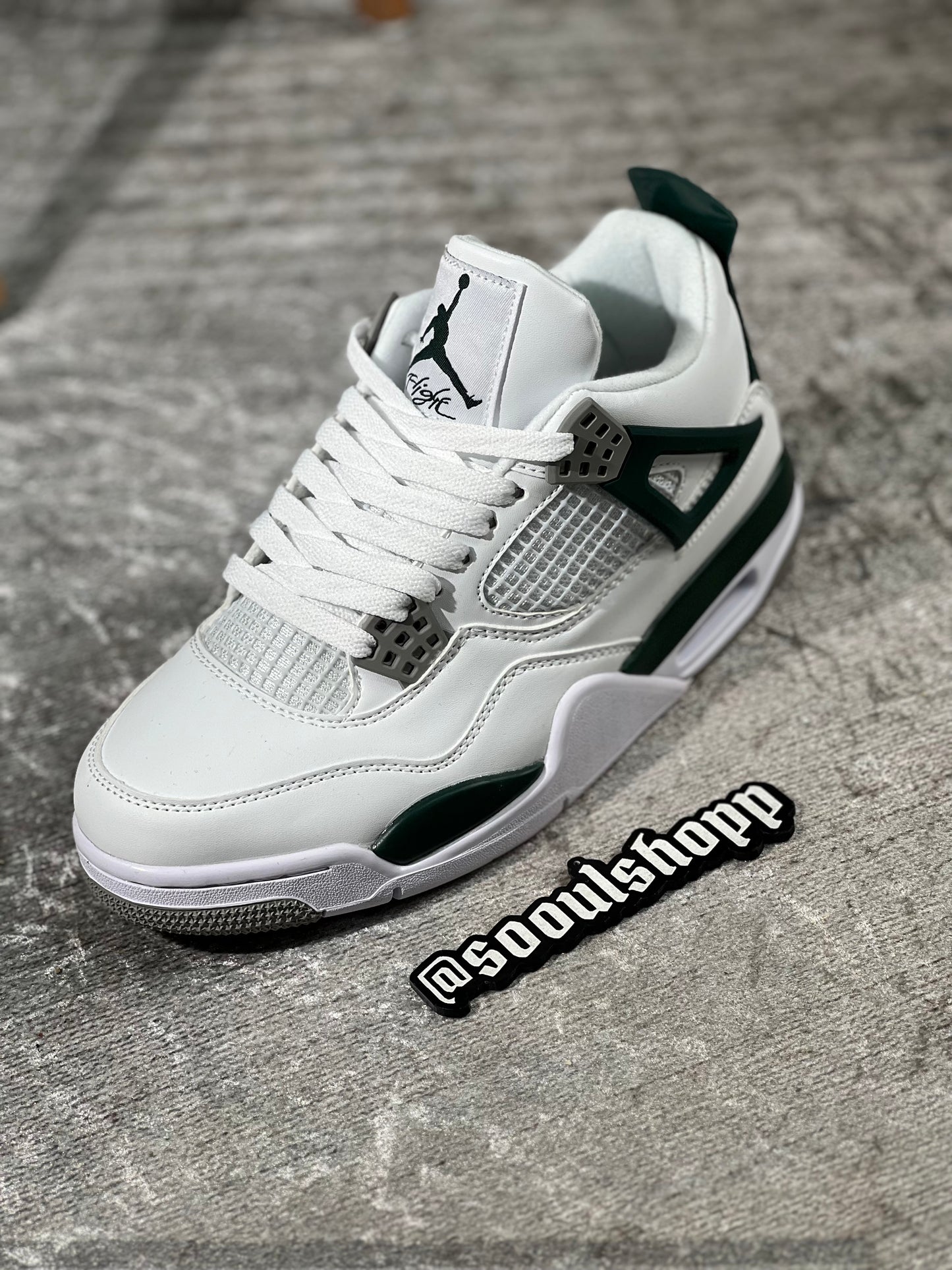 Air Jordan Retro 4 “Oxidized Green”