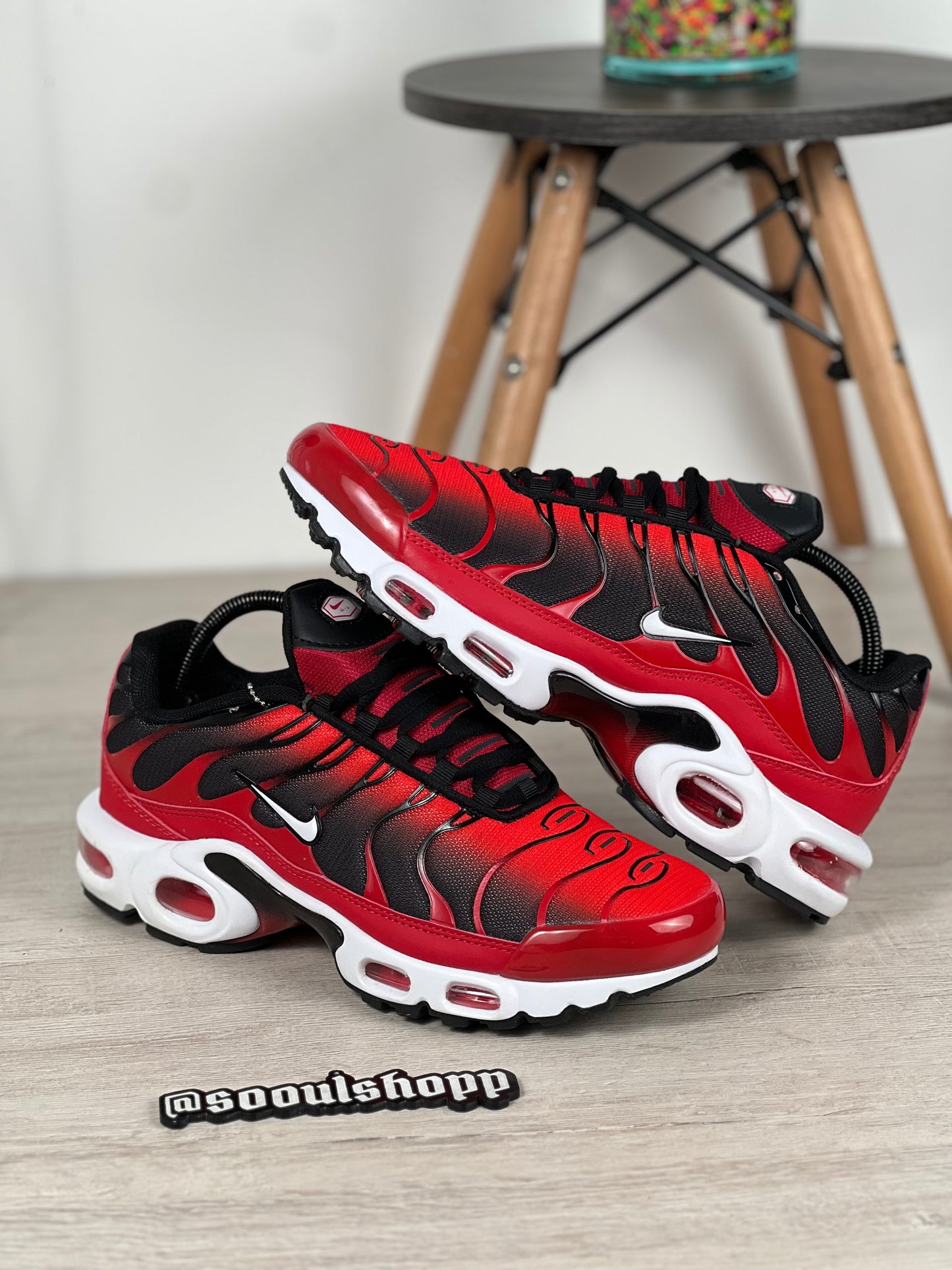 Nike Air Max Plus Varsity Red