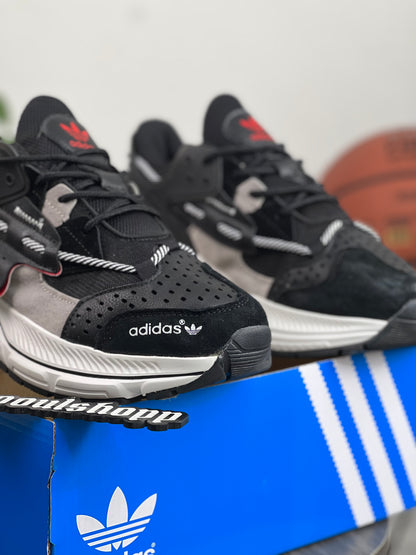 Adidas Sikaige