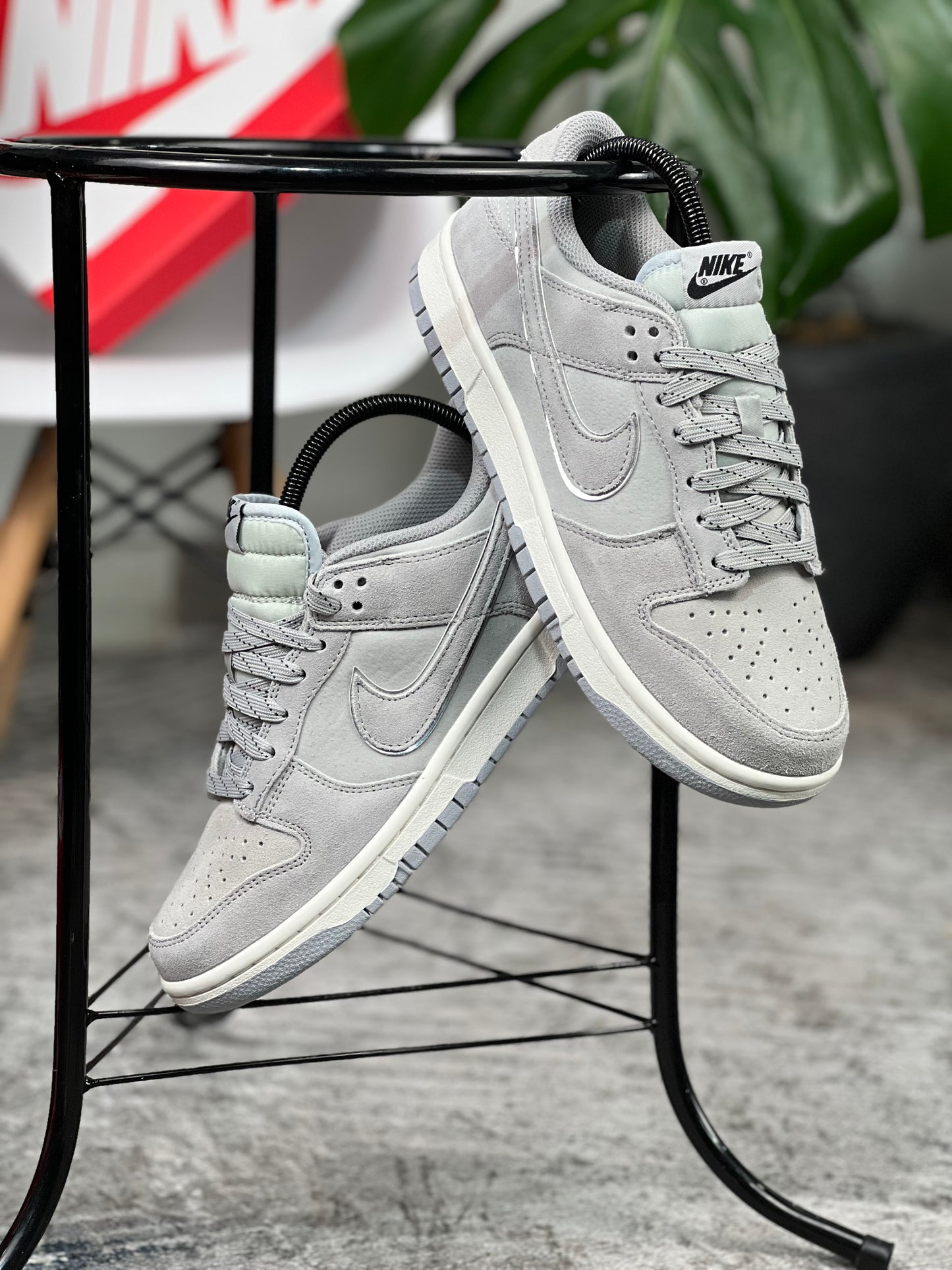 Nike SB Dunk Low White Lobster