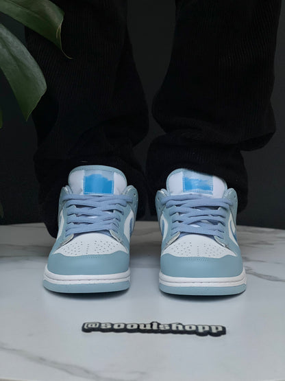 NIKE Dunk Low Aura
