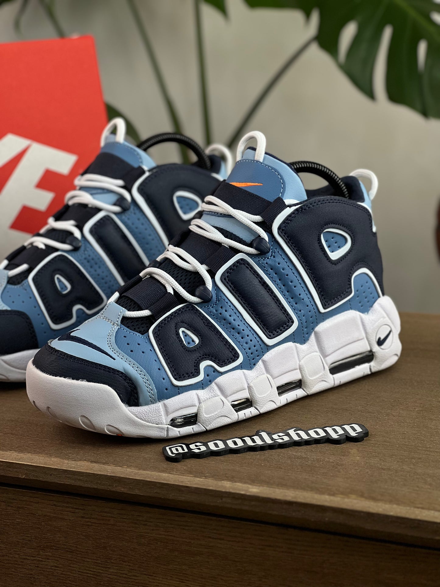 Nike Air Uptempo