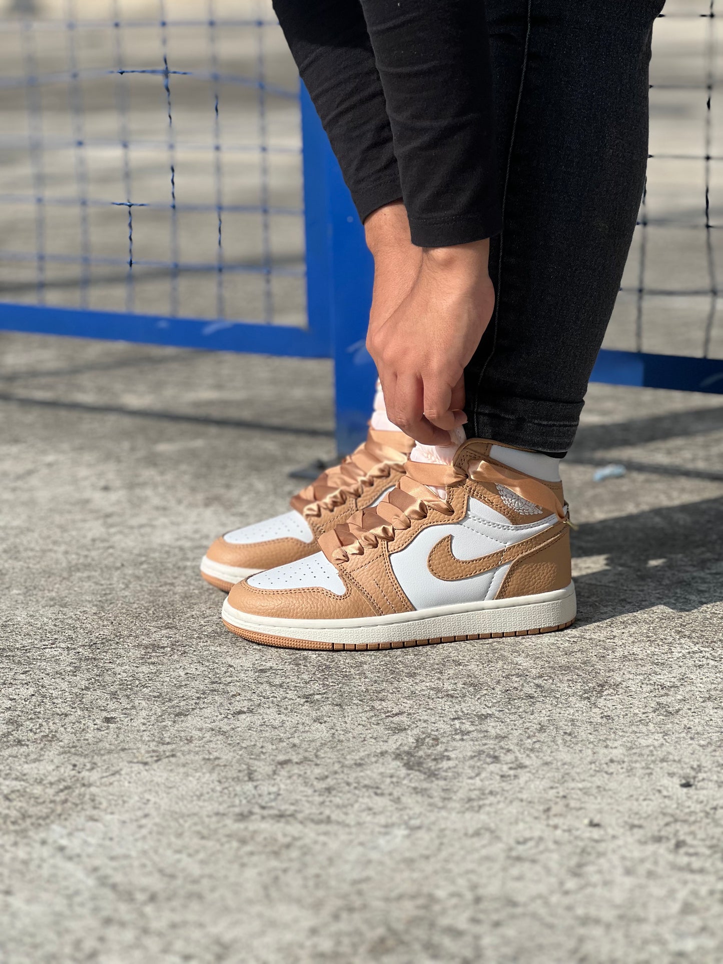 Air Jordan Retro 1 High OG "Praline"