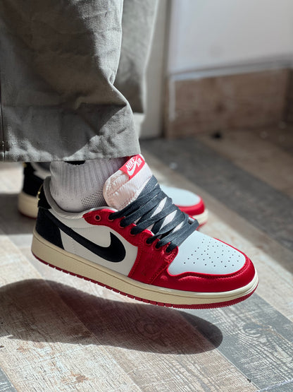 Jordan Retro 1 Low - Trophy Room Away