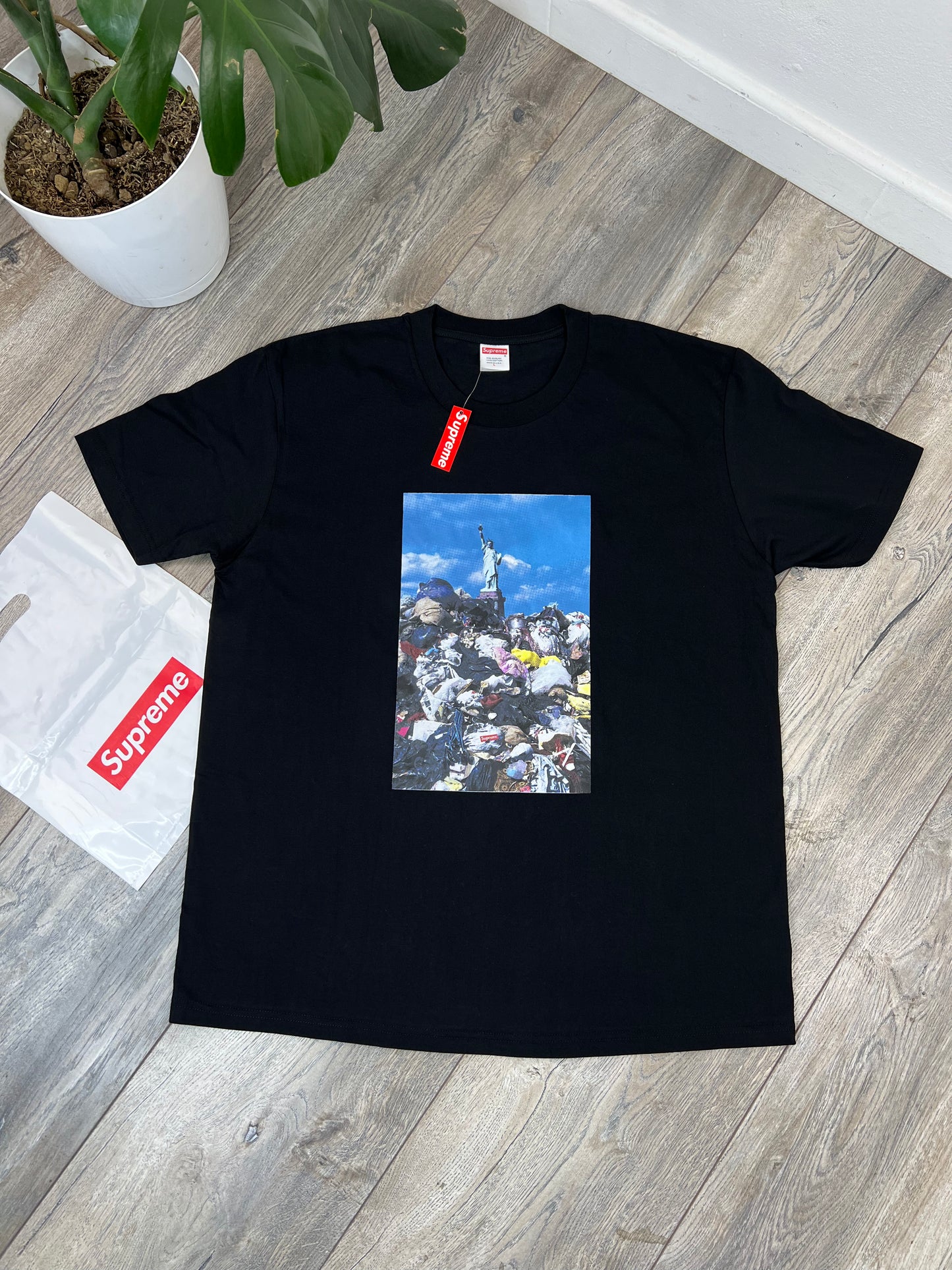 Camiseta Supreme