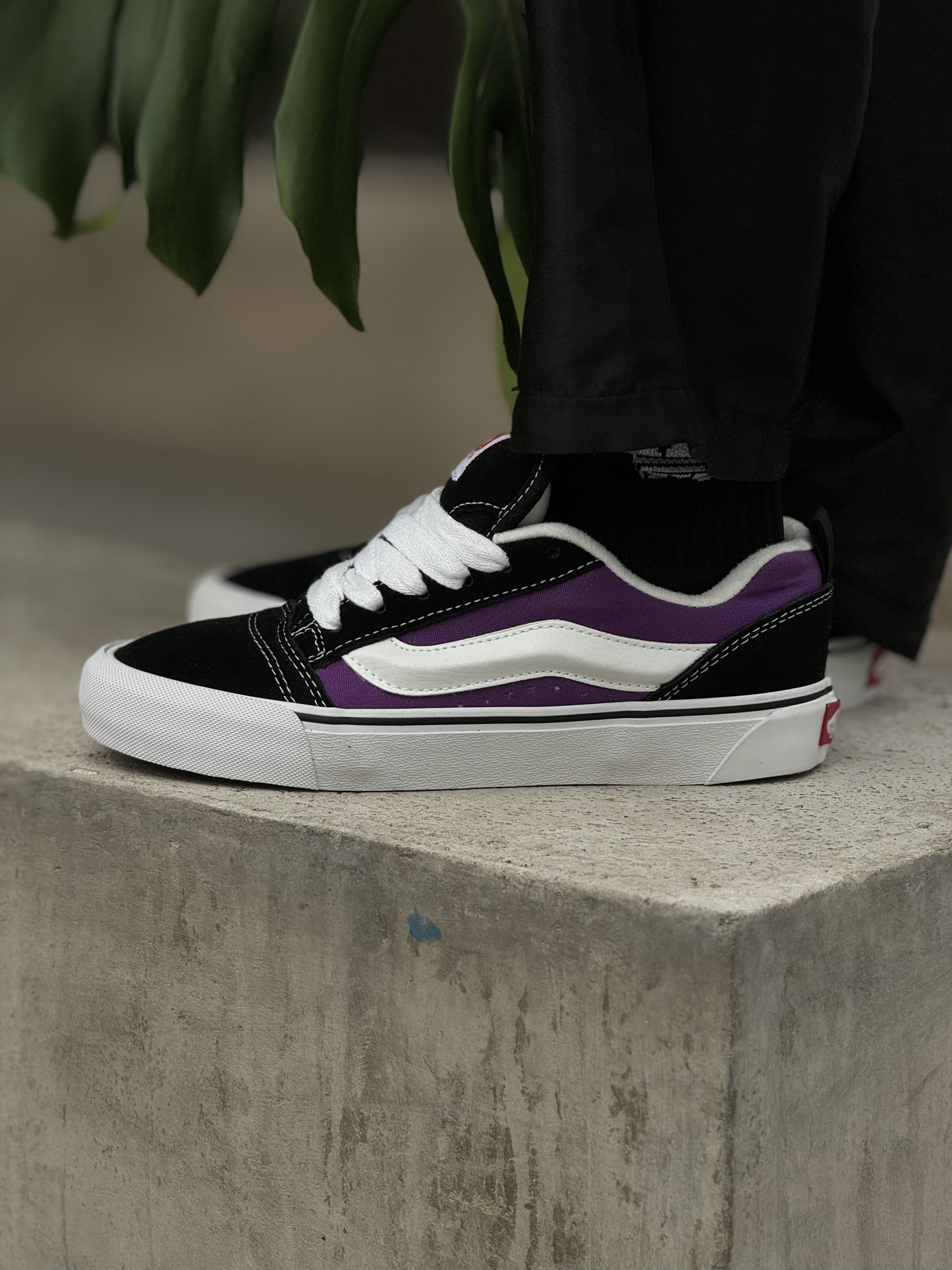 Vans Knu purple