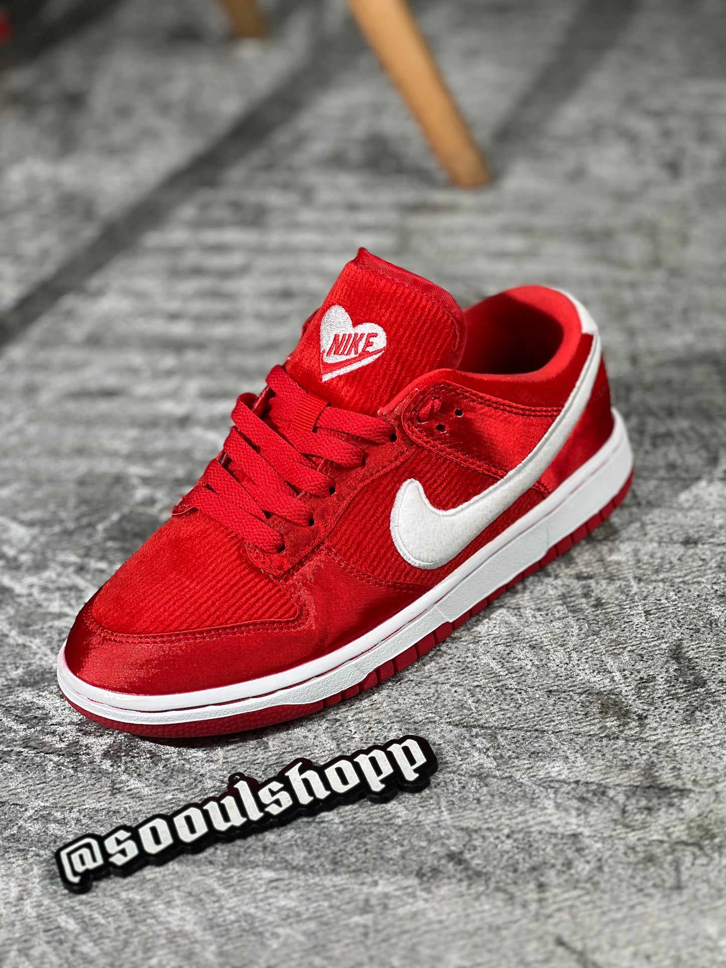 Nike Dunk Low “Valentine’s Day”