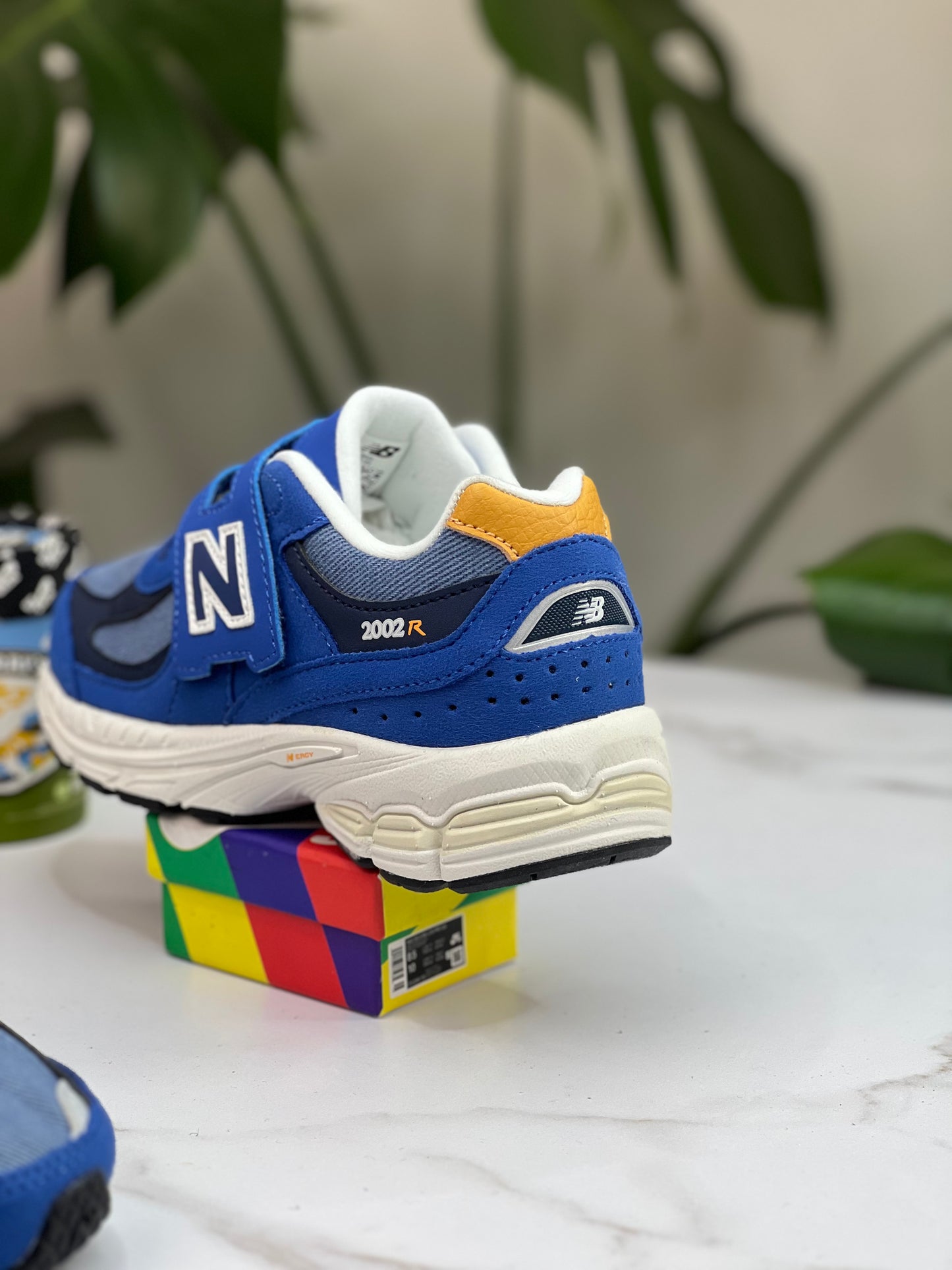 New Balance 2002R