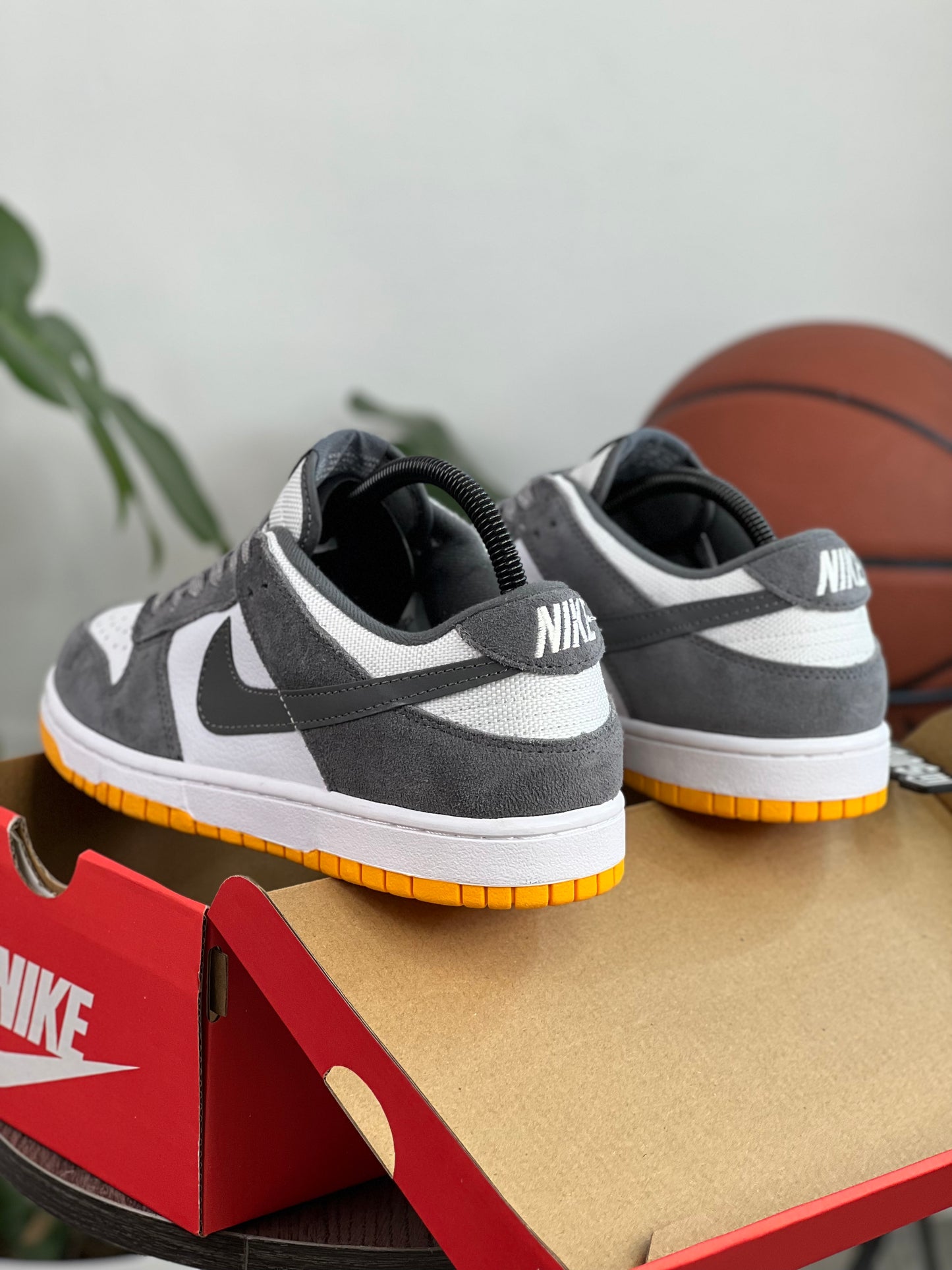 Nike Dunk Low Smoke Grey Gum