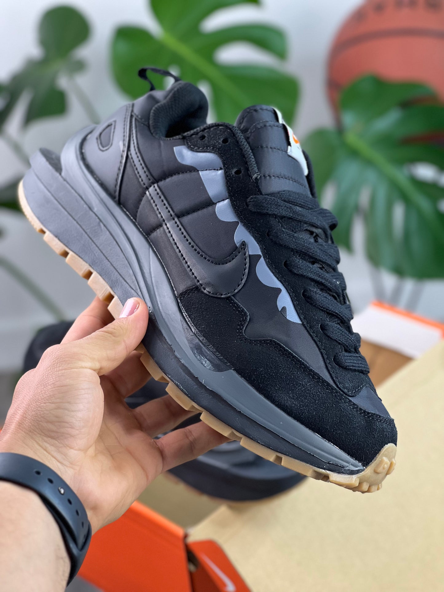 Nike Sacai Vaporwaffle Black Gum