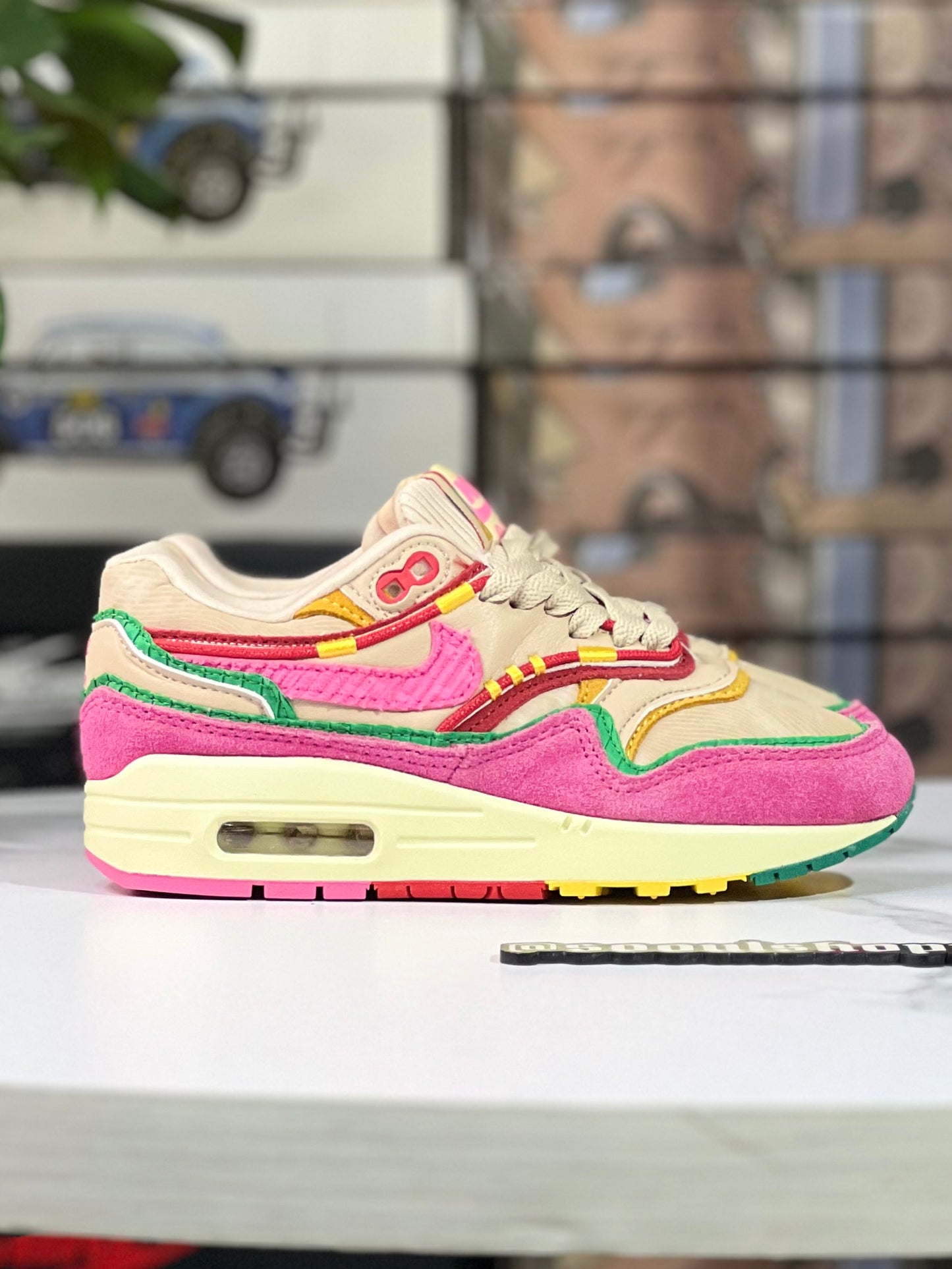 Nike Air Max 1 "Familia"