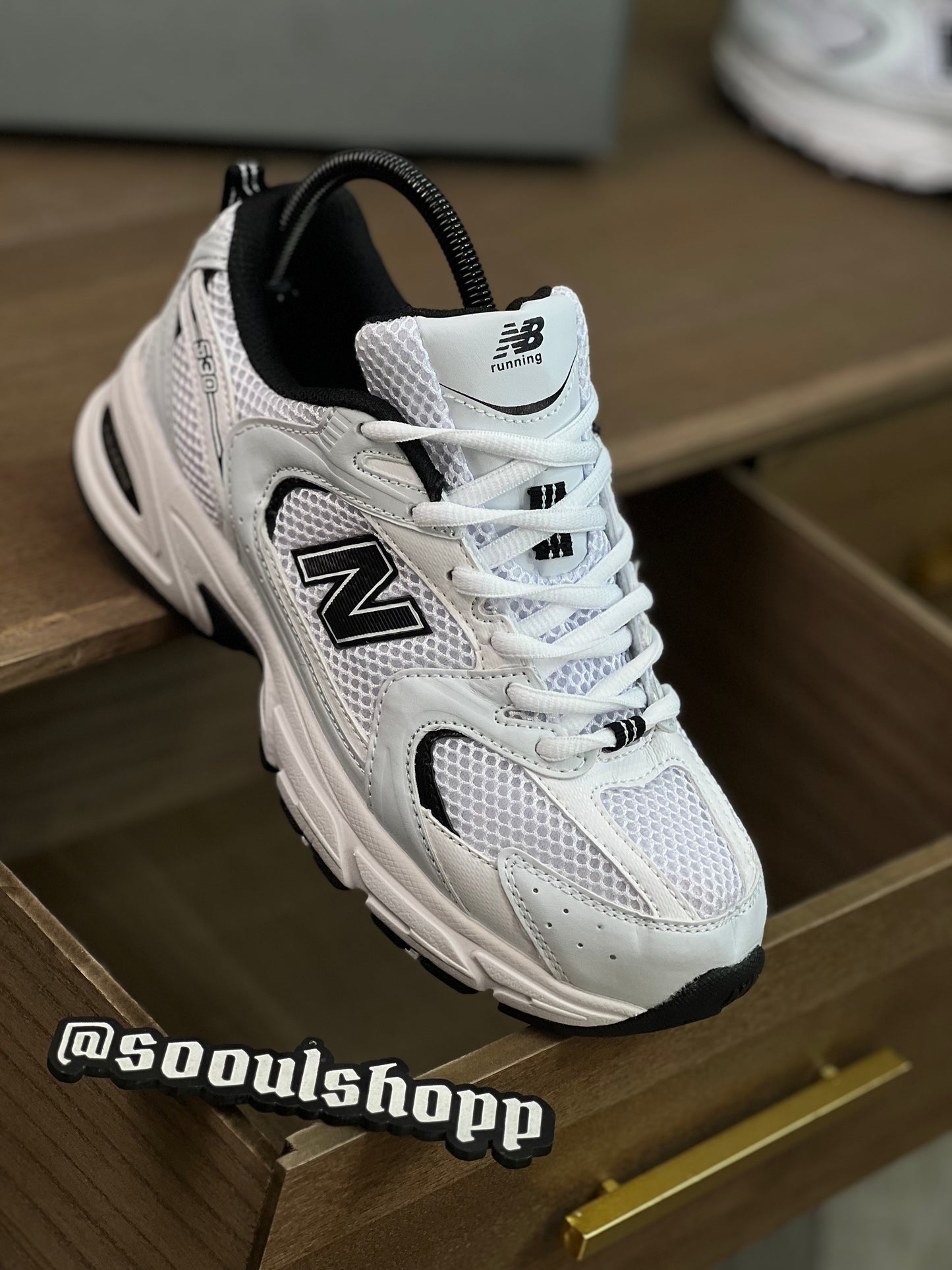 New Balance 530 Black & White