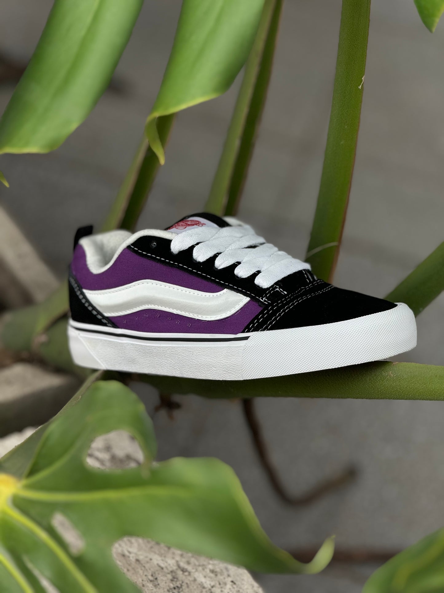 Vans Knu purple