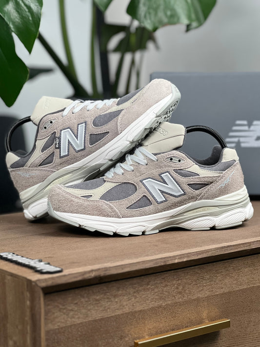 NEW BALANCE 990V3 LEVI'S PIEL DE ELEFANTE