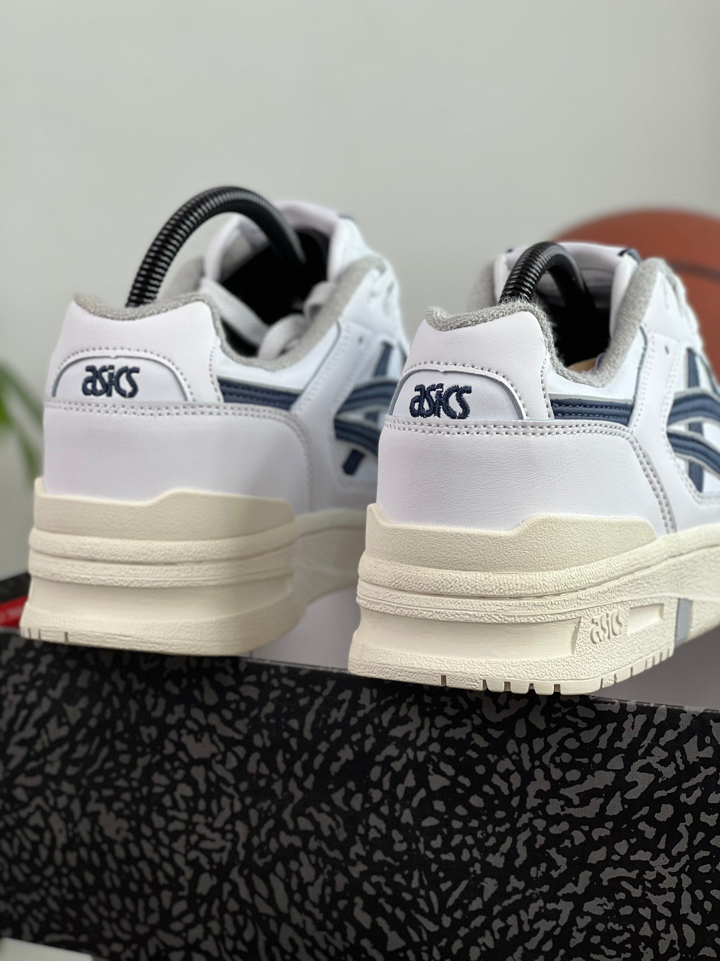 Asics Ex89 Kith White