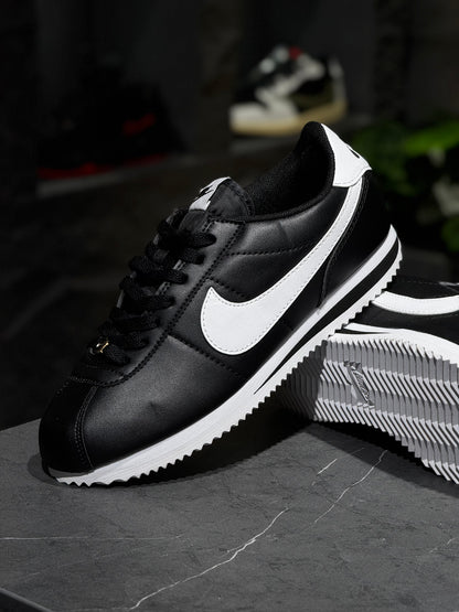 Nike Cortez