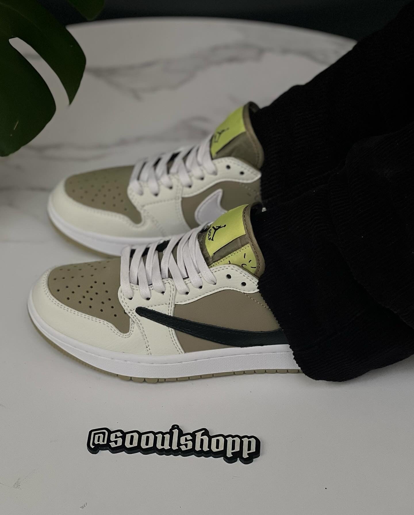 Air Jordan 1 Low Golf x Travis Scott