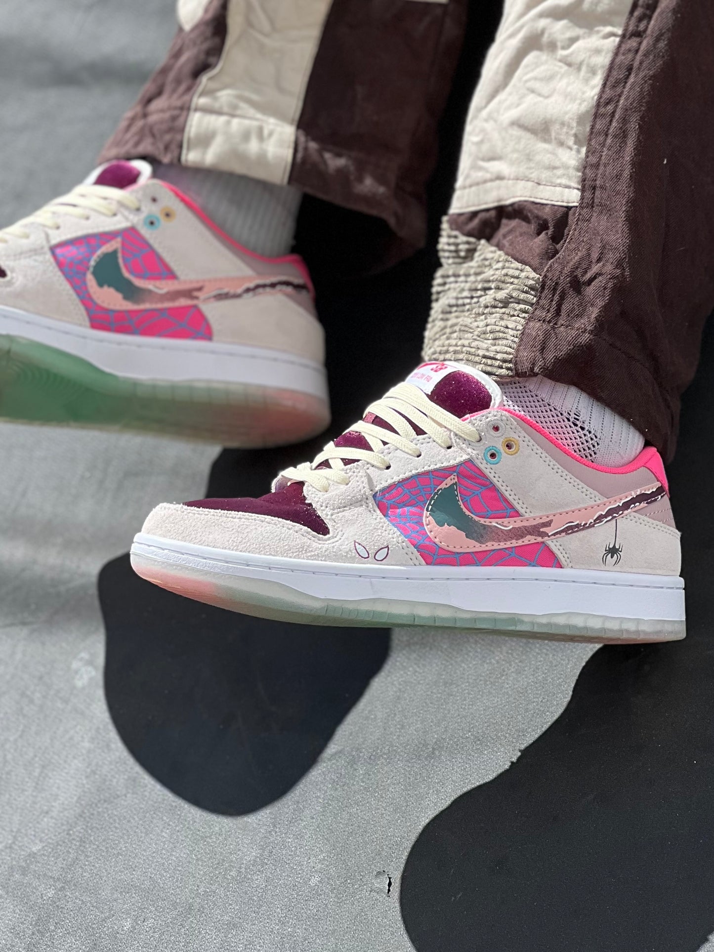 Nike SB Dunk Low x Spider-Gwen